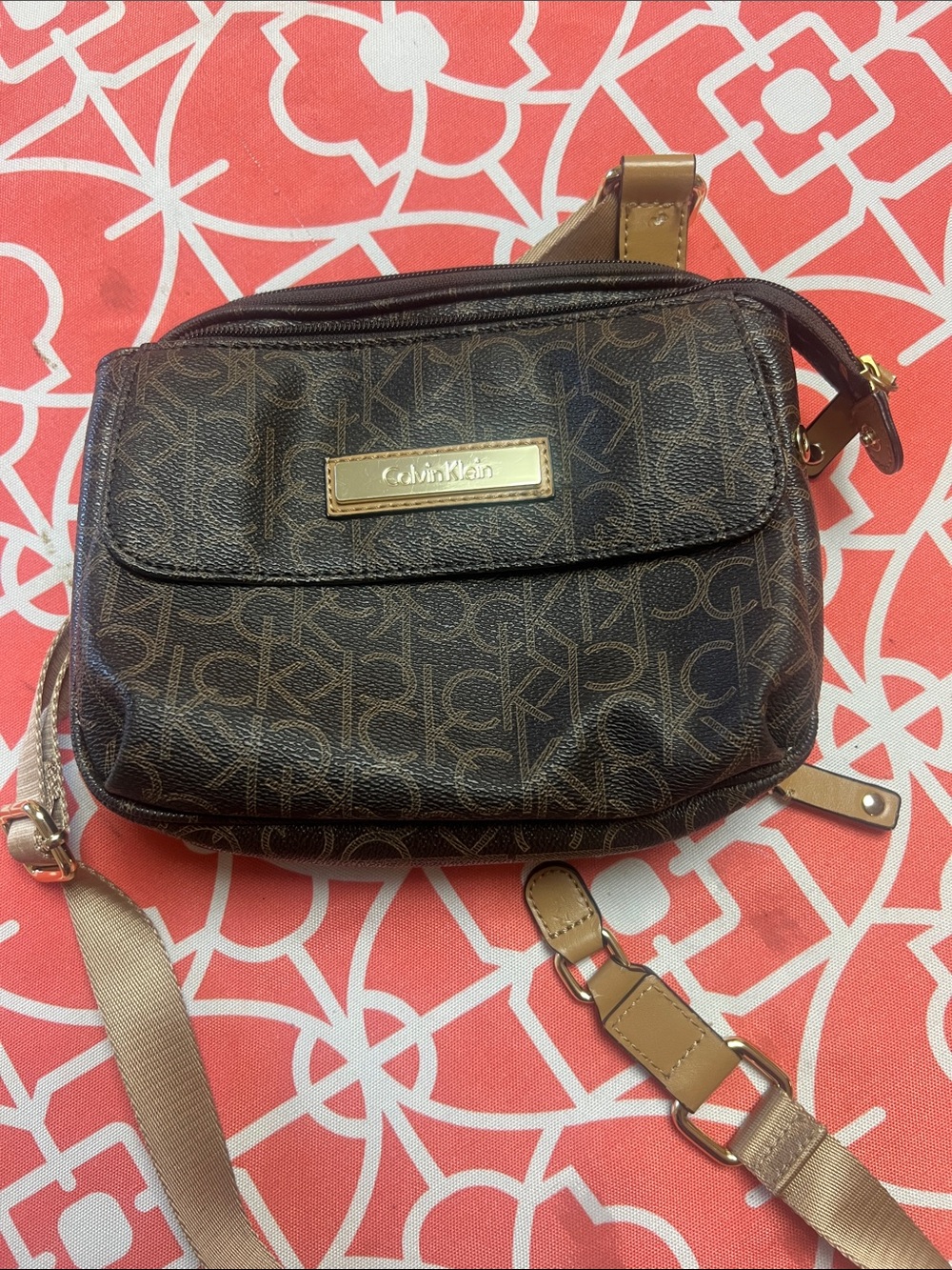 Calvin Klein Brown Monogram Crossbody Bag new broken strap